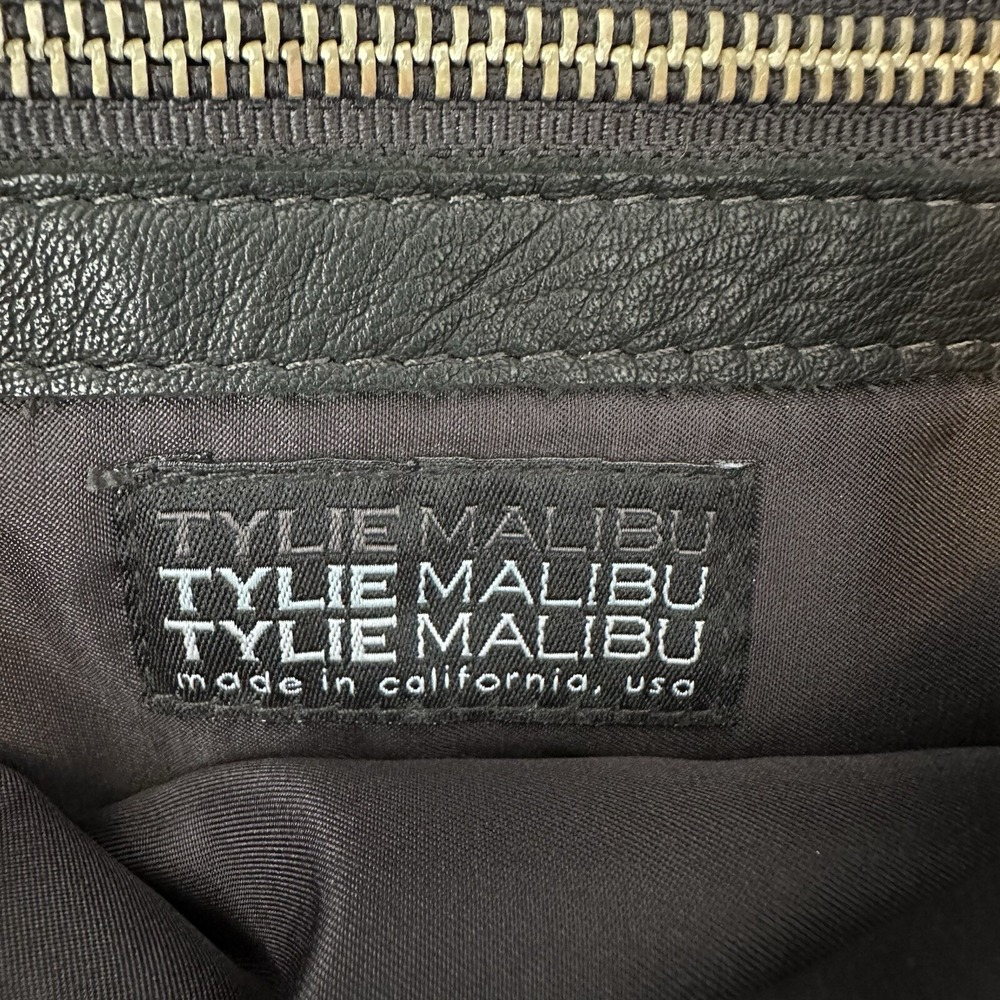 Tylie Malibu Black Leather Studded Fringe Lined Clutch Purse Magnet Close Pocket - Picture 7 of 14